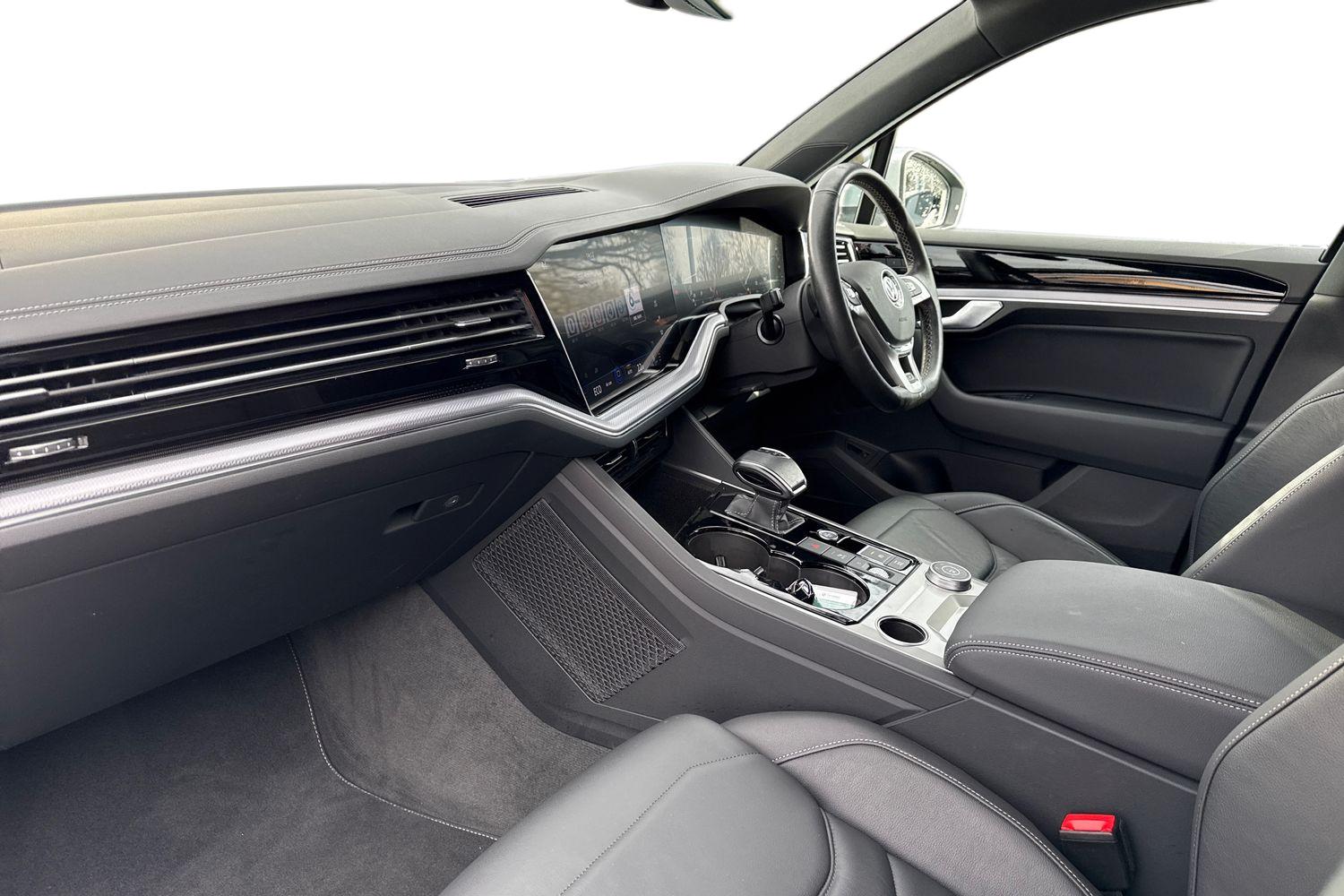 Used Volkswagen Touareg 2020 for sale - 77628509: Photo 15