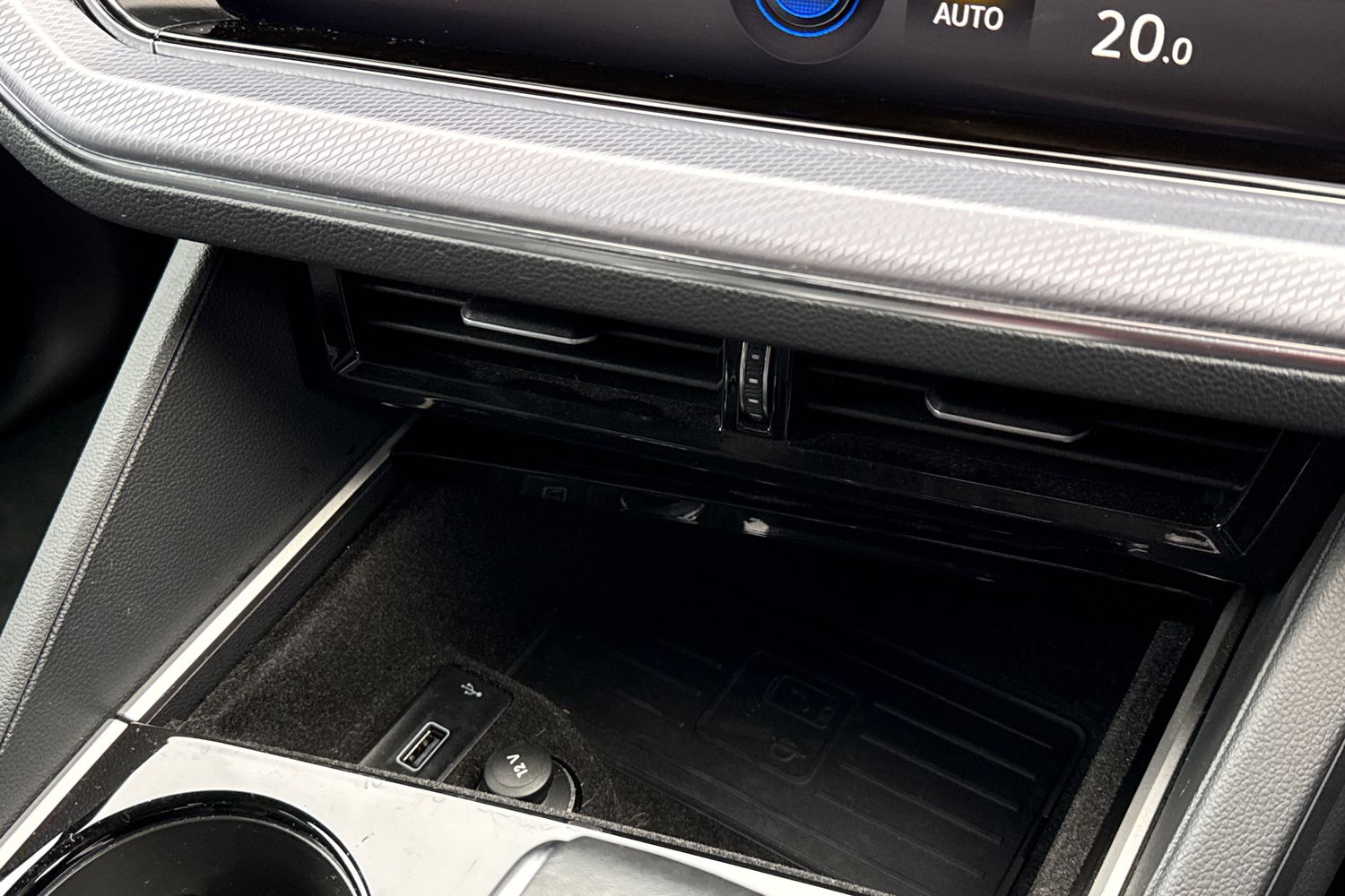 Used Volkswagen Touareg 2020 for sale - 77628509: Photo 37