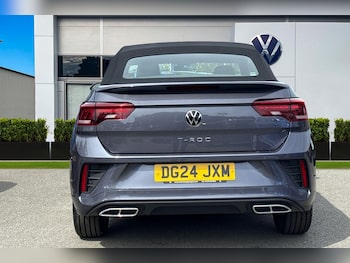 Used Volkswagen T-Roc 2024 for sale - 79490620: Photo