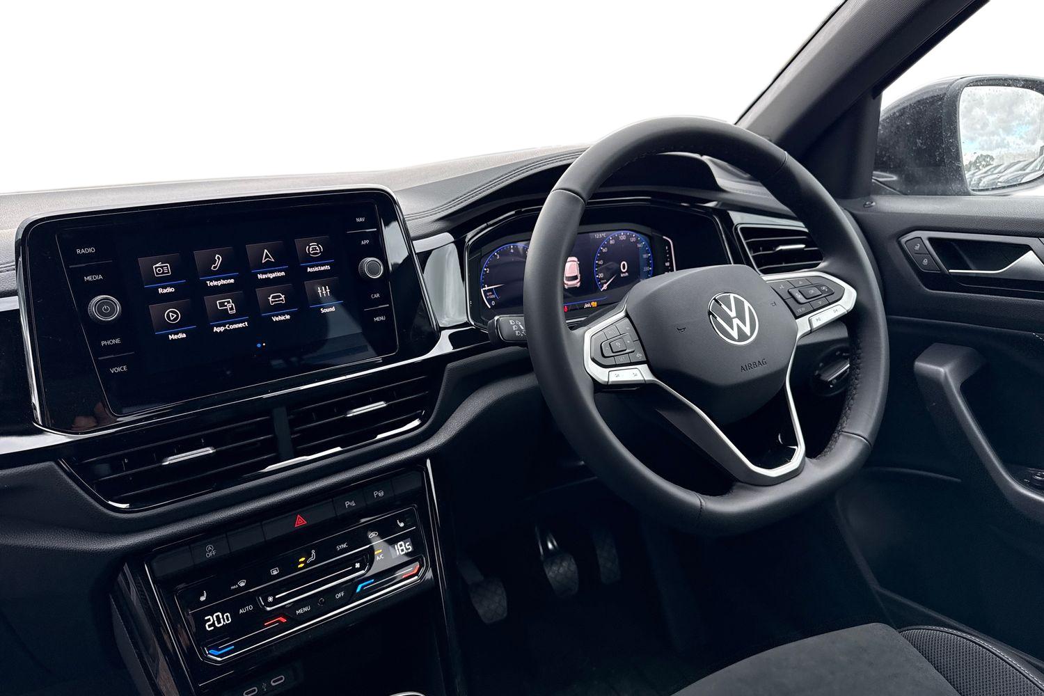Used Volkswagen T-Roc 2025 for sale - 76374726: Photo 17