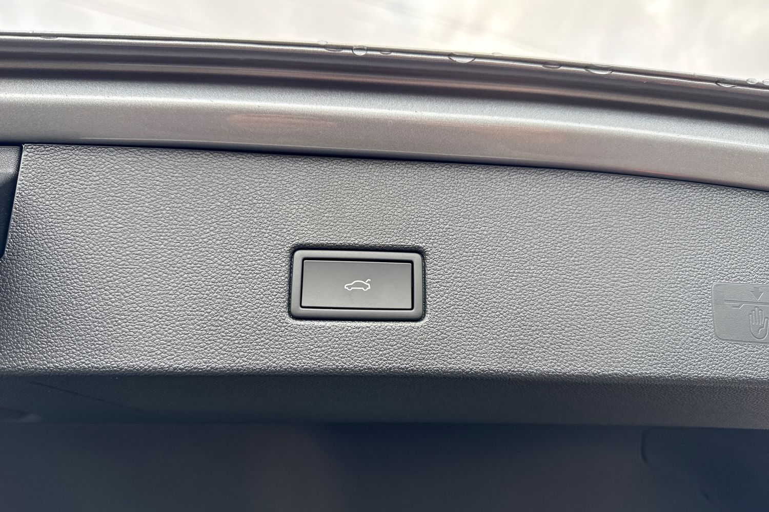 Used Volkswagen T-Roc 2025 for sale - 76374726: Photo 29