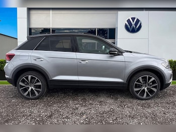 Used Volkswagen T-Roc 2025 for sale - 76374726: Photo