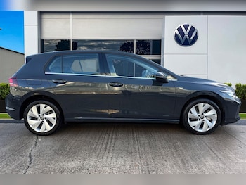 Used Volkswagen Golf 2025 for sale - 76569581: Photo