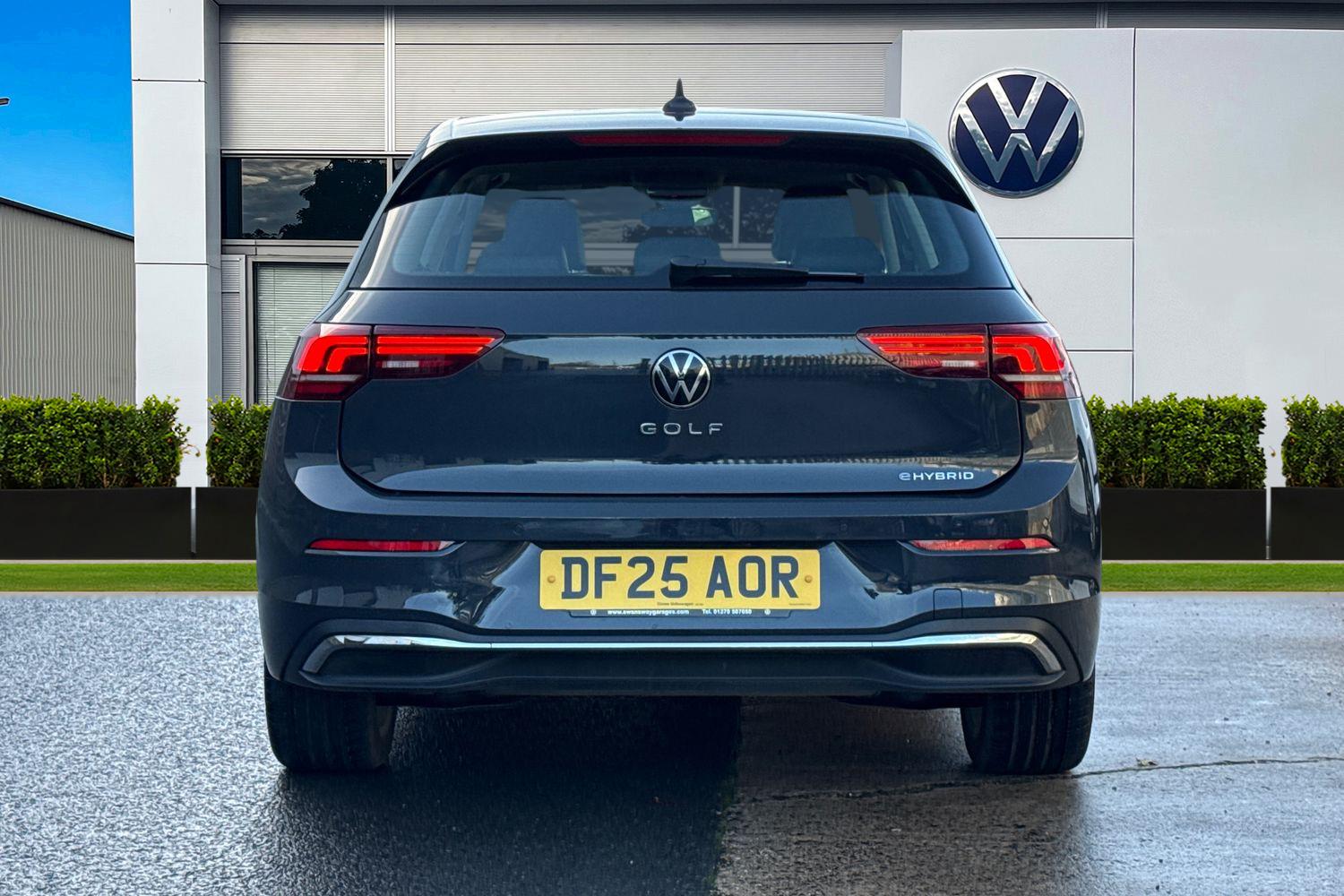 Used Volkswagen Golf 2025 for sale - 76569581: Photo 4