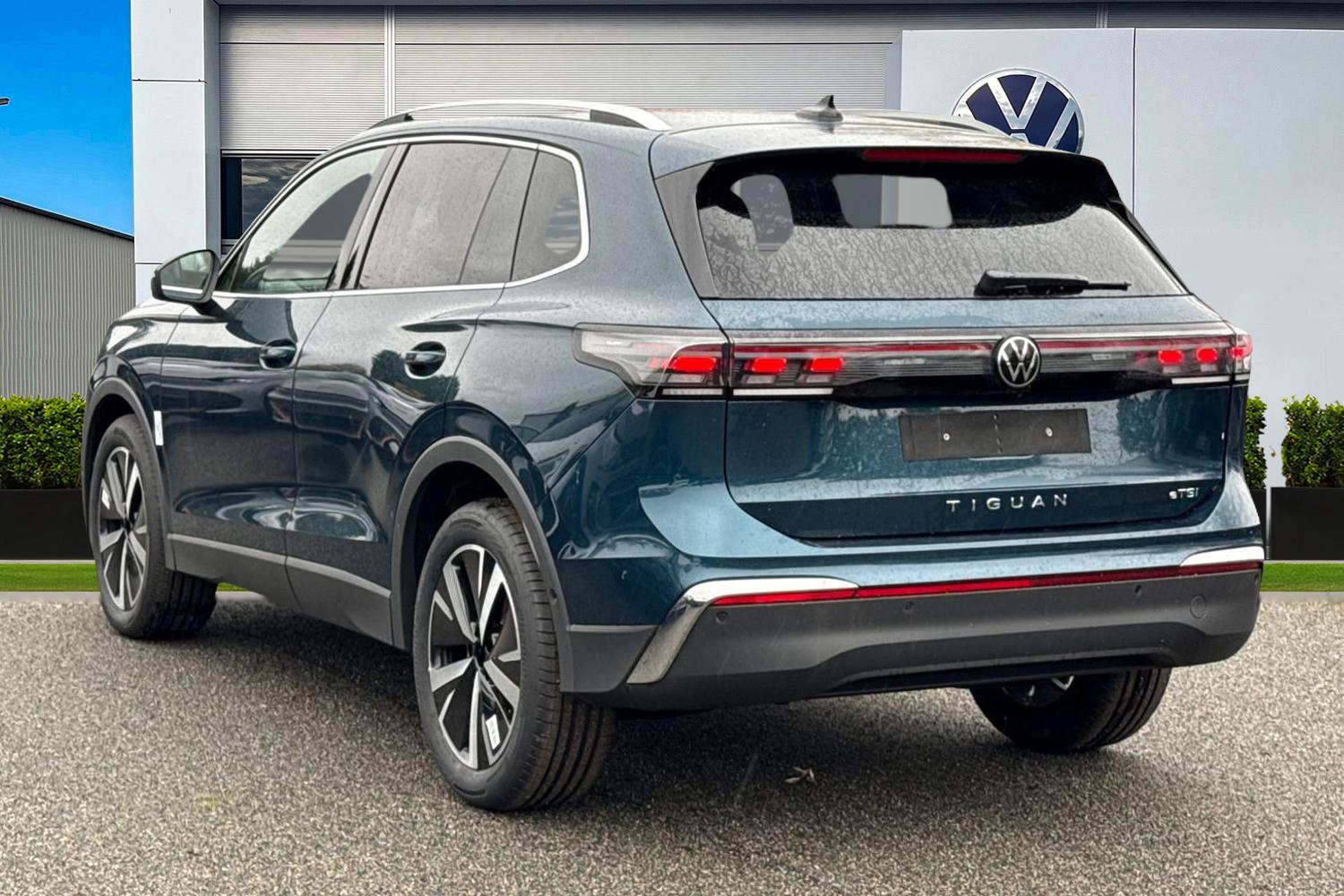 Used Volkswagen Tiguan 2025 for sale - 76438831: Photo 2