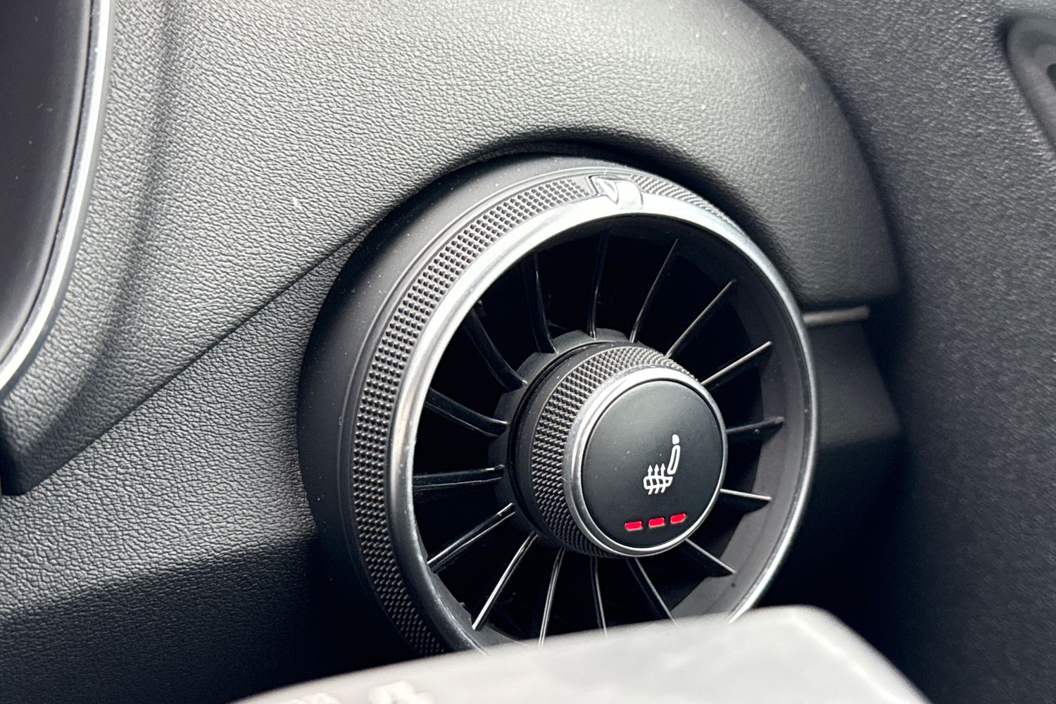 Used Audi TT 2015 for sale - 76774611: Photo 25