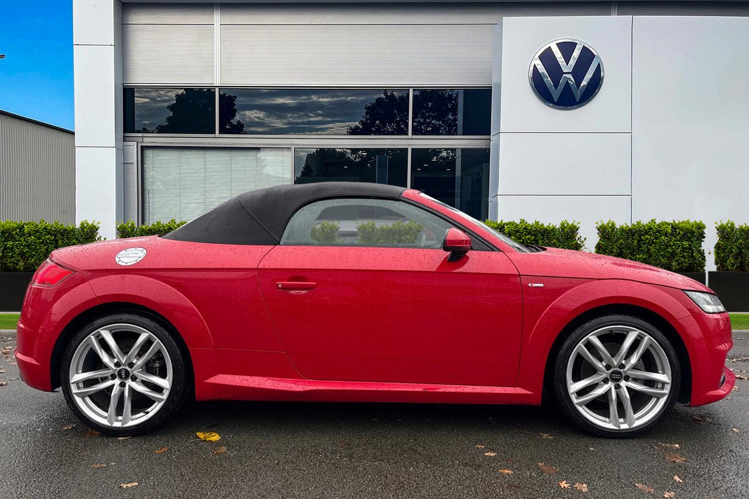 Used Audi TT 2015 for sale - 76774611: Photo 3