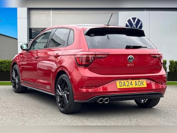 Used Volkswagen Polo 2024 for sale - 76311042: Photo