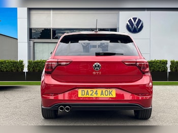 Used Volkswagen Polo 2024 for sale - 76311042: Photo