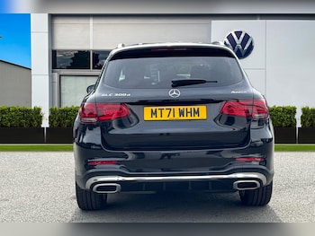 Used Mercedes-Benz GLC 2021 for sale - 78981105: Photo