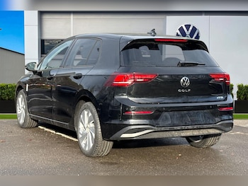 Used Volkswagen Golf 2025 for sale - 76805298: Photo