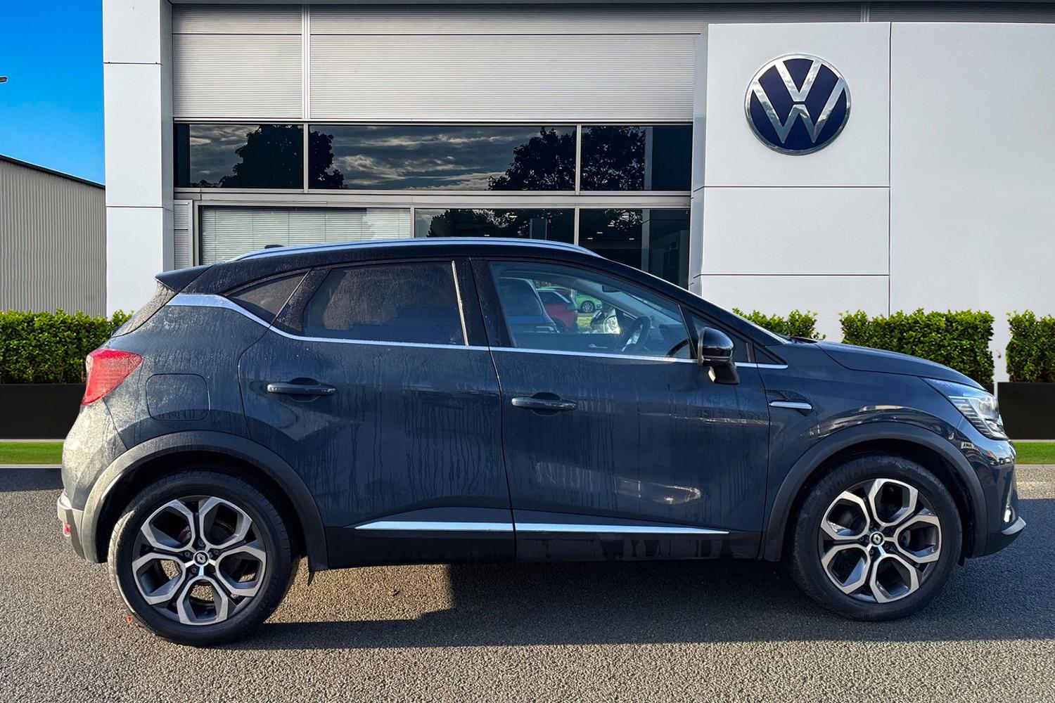 Used Renault Captur 2023 for sale - 77355439: Photo 3