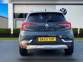 Used Renault Captur 2023 for sale - 77355439: Photo