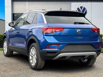 Used Volkswagen T-Roc 2025 for sale - 74064831: Photo
