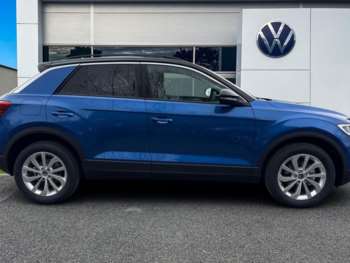 Used Volkswagen T-Roc 2025 for sale - 74064831: Photo