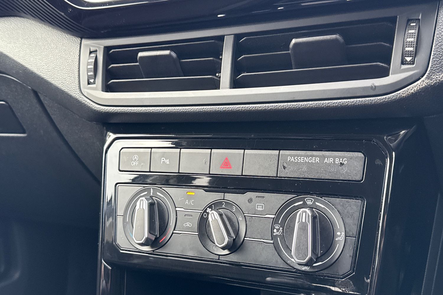 Used Volkswagen T-Cross 2022 for sale - 77032403: Photo 22