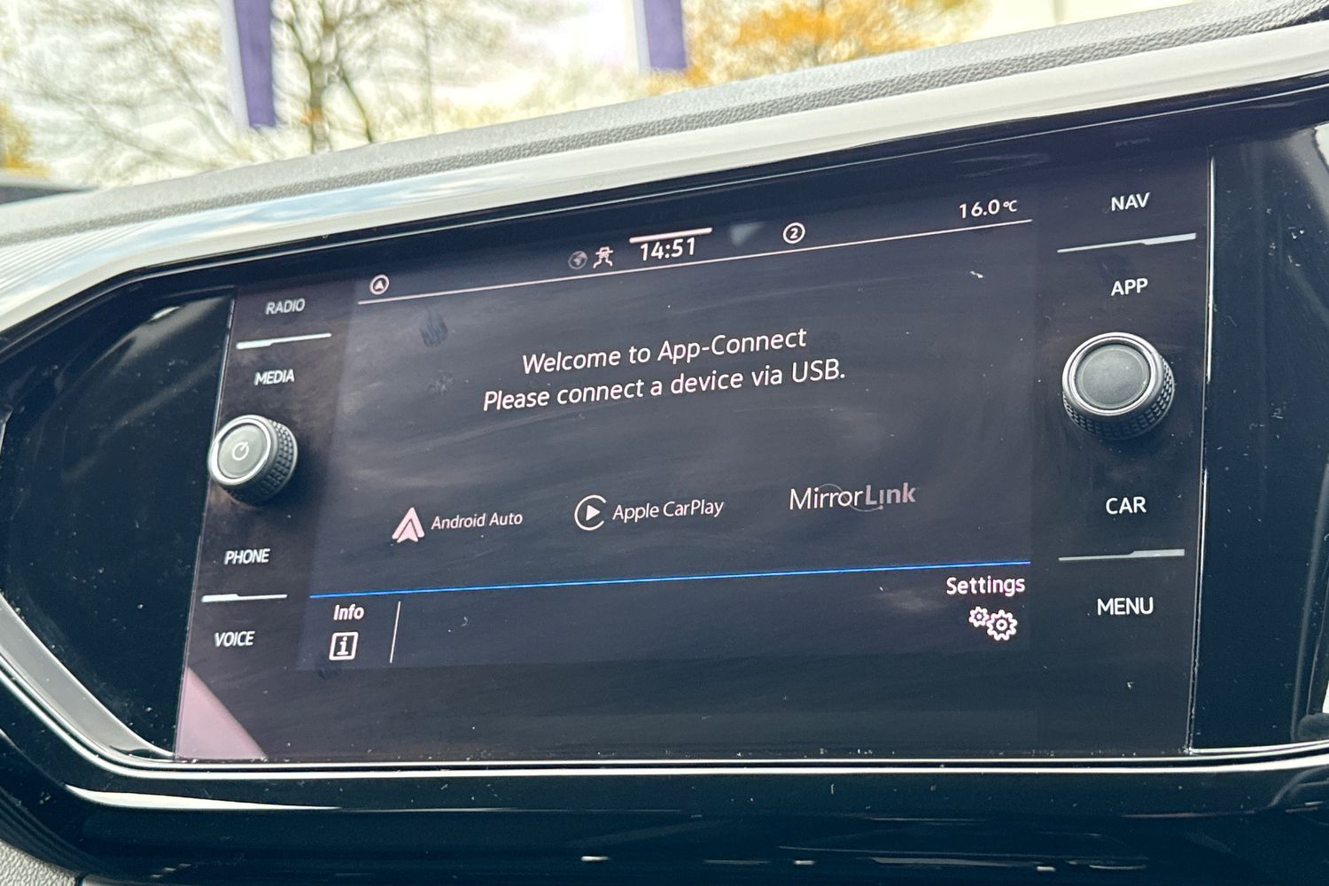 Used Volkswagen T-Cross 2022 for sale - 77032403: Photo 28