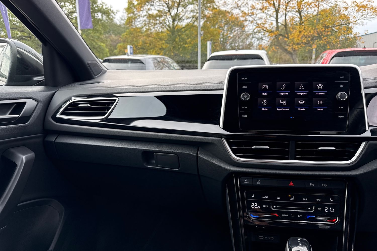 Used Volkswagen T-Roc 2025 for sale - 76364768: Photo 20