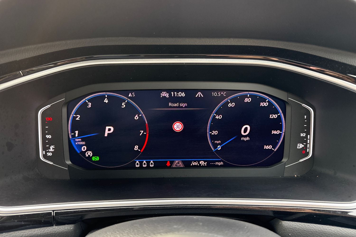 Used Volkswagen T-Roc 2025 for sale - 76364768: Photo 31