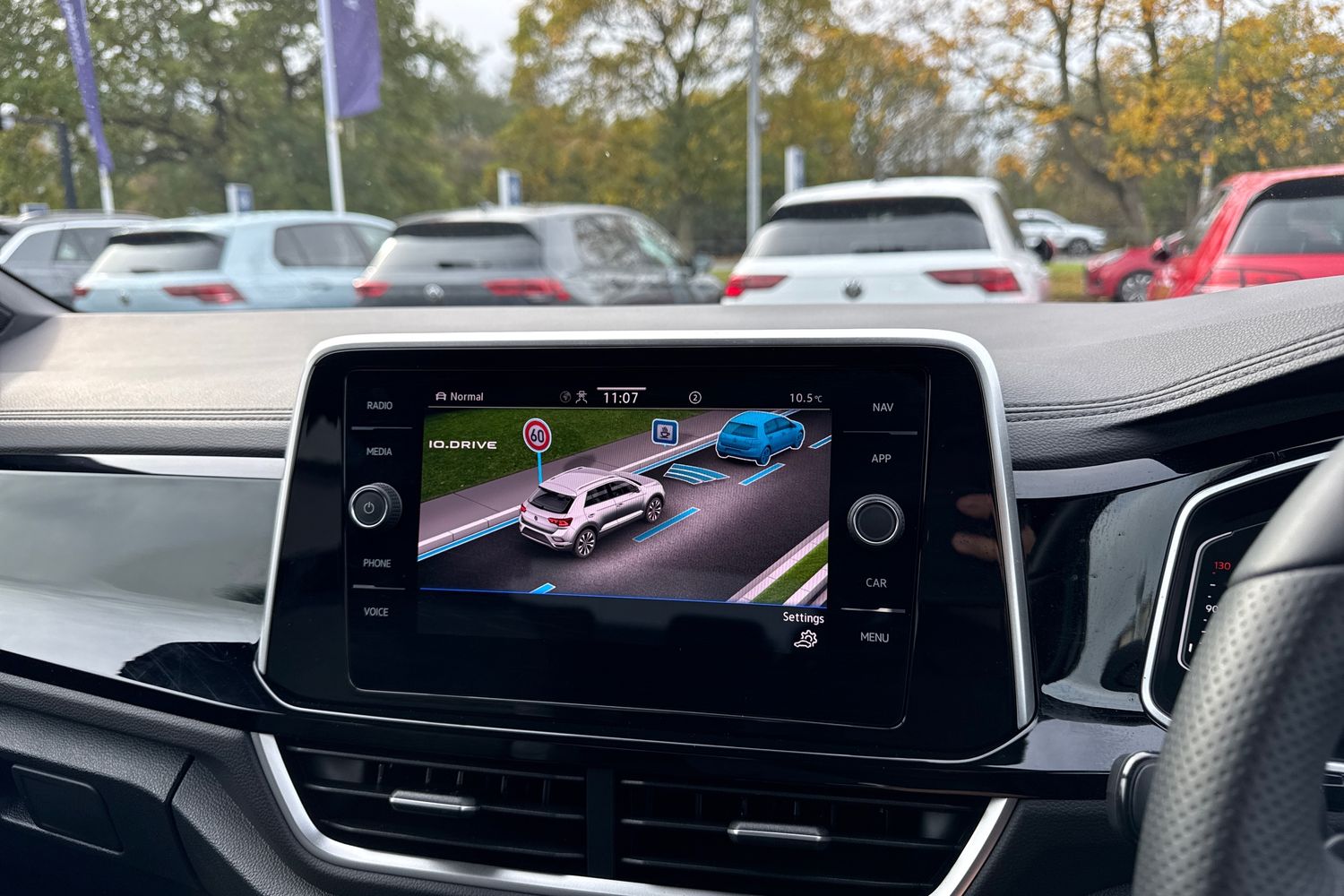 Used Volkswagen T-Roc 2025 for sale - 76364768: Photo 46