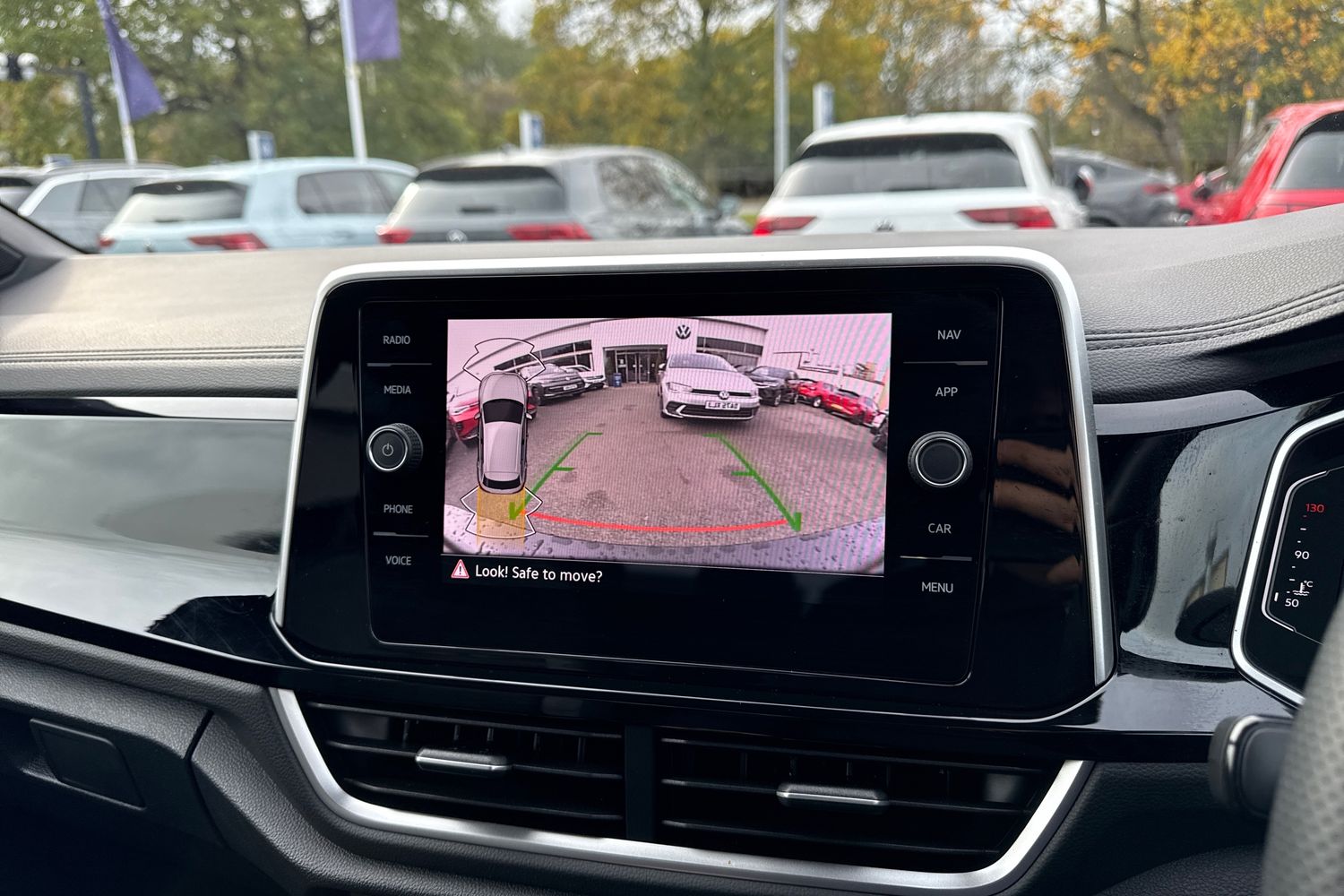 Used Volkswagen T-Roc 2025 for sale - 76364768: Photo 50