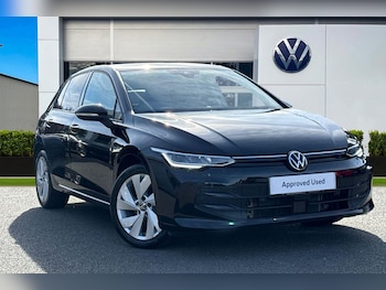 Volkswagen - Golf