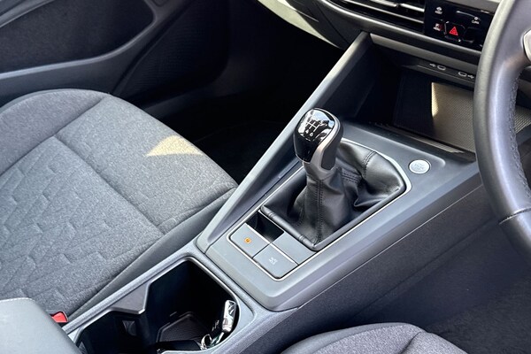 Used Volkswagen Golf 2024 for sale - 76102140: Photo 23