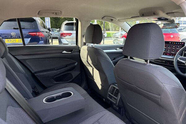 Used Volkswagen Golf 2024 for sale - 76102140: Photo 37