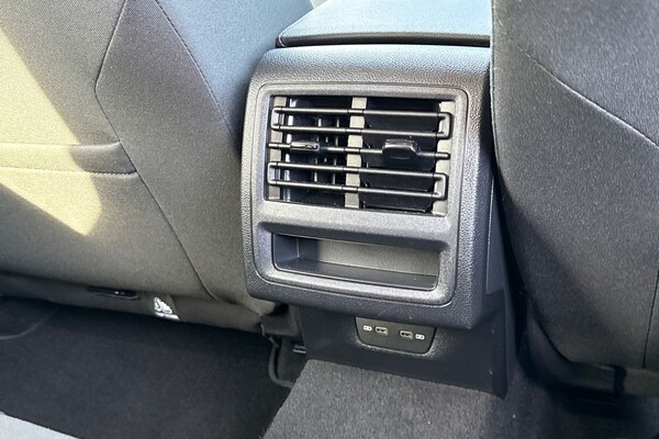 Used Volkswagen Golf 2024 for sale - 76102140: Photo 38