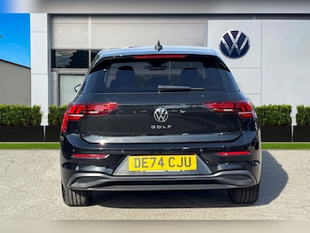 Used Volkswagen Golf 2024 for sale - 76102140: Photo 4