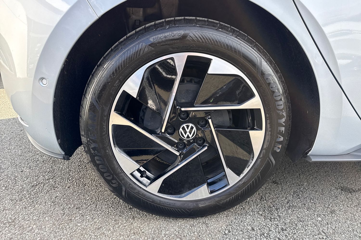 Used Volkswagen ID.3 2025 for sale - 77733623: Photo 10