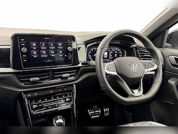 Used Volkswagen T-Roc 2025 for sale - 78815256: Photo
