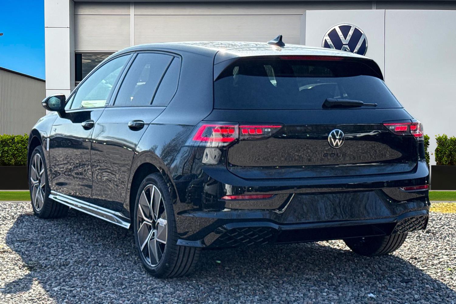 Used Volkswagen Golf 2026 for sale - 77849384: Photo 2