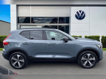 Used Volvo XC40 2023 for sale - 79431705: Photo
