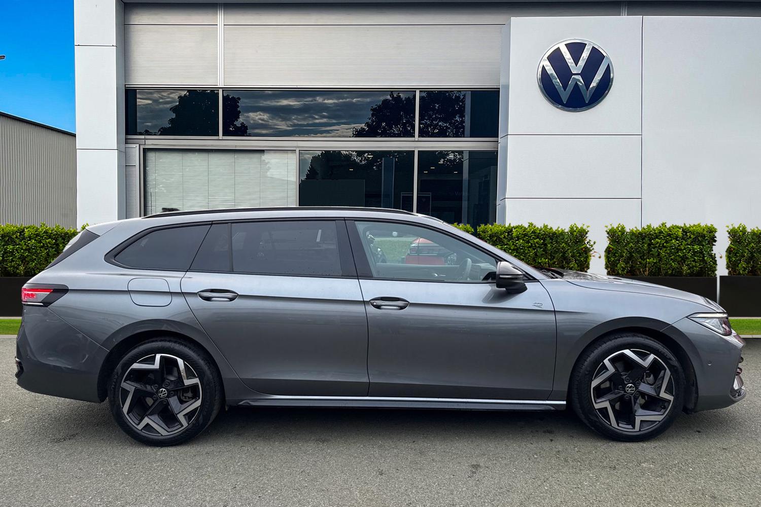 Used Volkswagen Passat 2025 for sale - 77382761: Photo 3