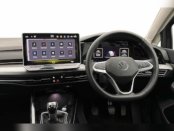 Used Volkswagen Golf 2025 for sale - 78380350: Photo