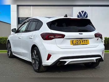 Used Ford Focus 2023 for sale - 78121109: Photo