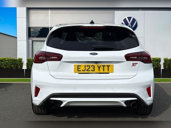 Used Ford Focus 2023 for sale - 78121109: Photo