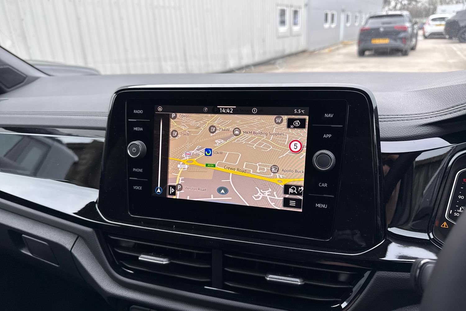 Used Volkswagen T-Roc 2026 for sale - 77642085: Photo 16