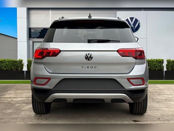 Used Volkswagen T-Roc 2026 for sale - 77642085: Photo