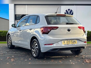 Used Volkswagen Polo 2023 for sale - 76916407: Photo