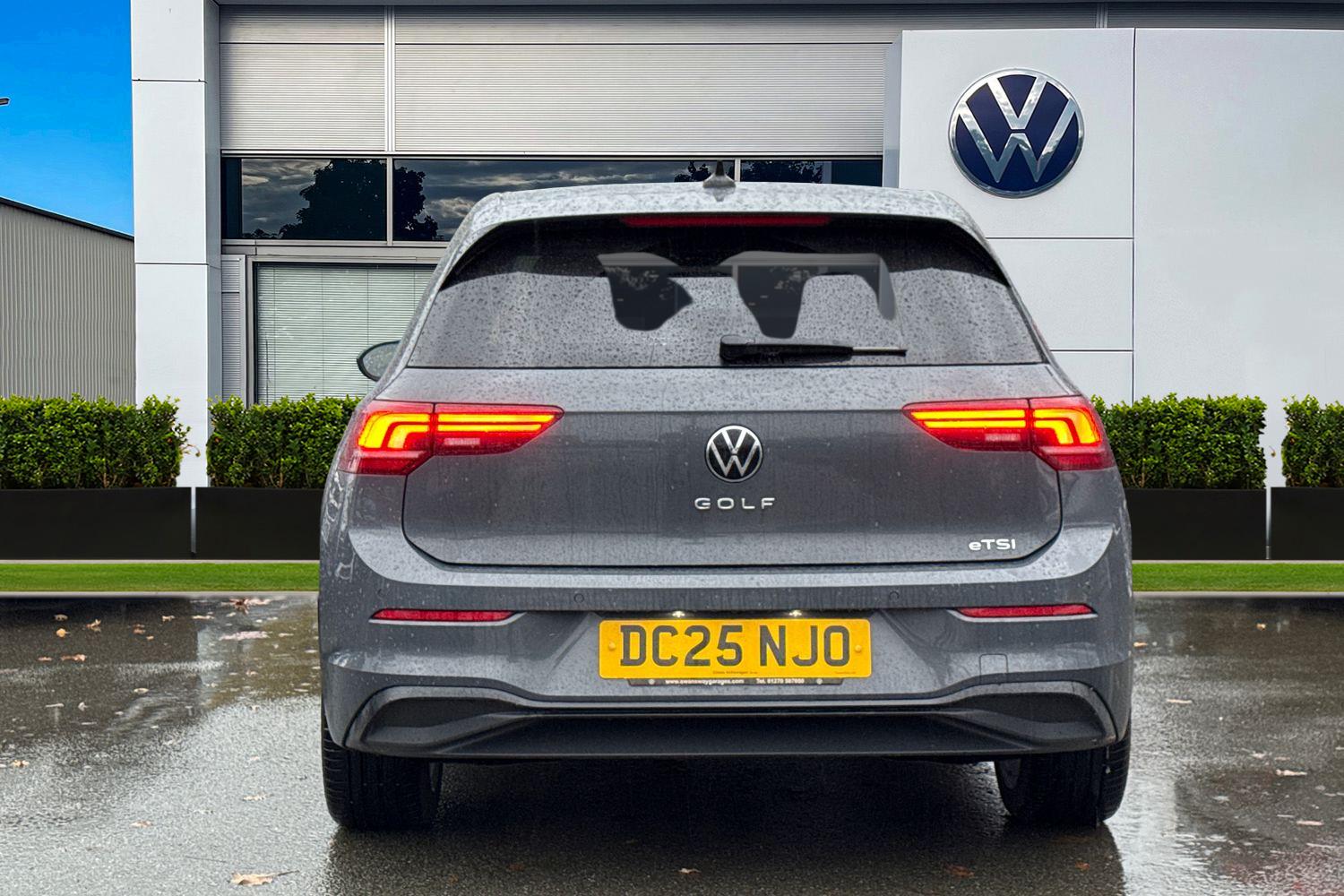 Used Volkswagen Golf 2025 for sale - 76588053: Photo 4