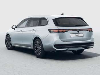 Used Volkswagen Passat 2025 for sale - 74646195: Photo