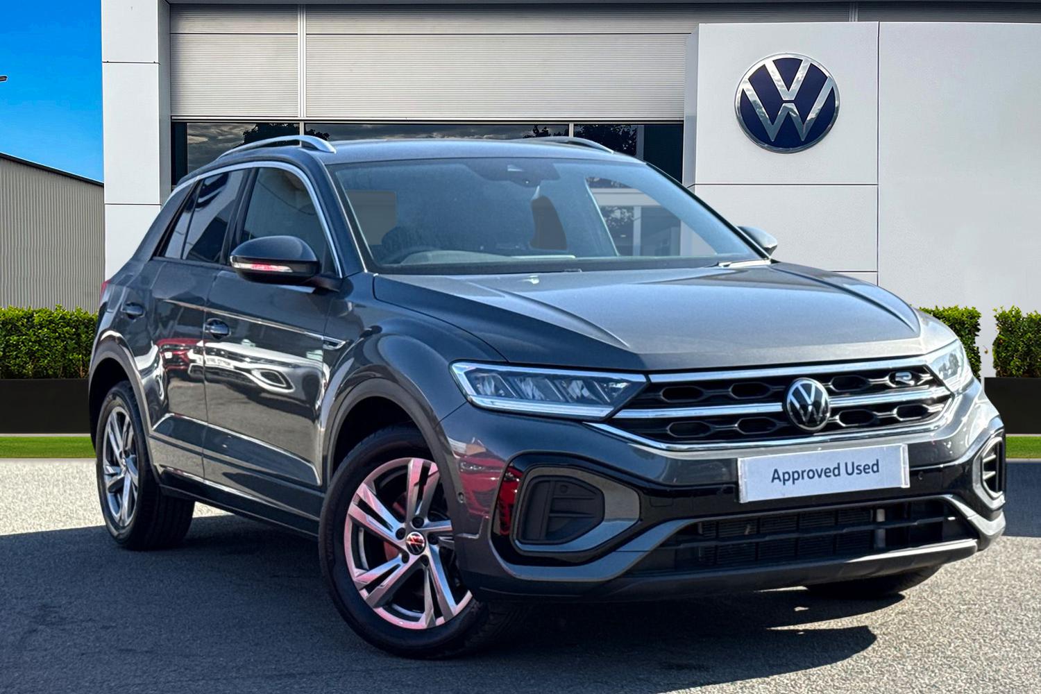 Used Volkswagen T-Roc 2025 for sale - 76090200: Photo 1