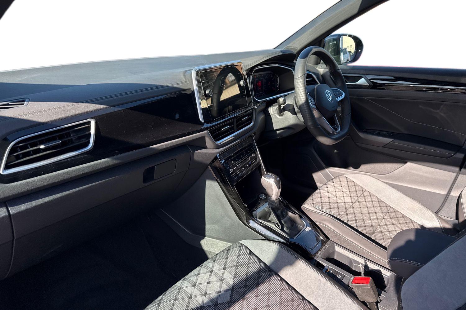 Used Volkswagen T-Roc 2025 for sale - 76090200: Photo 15