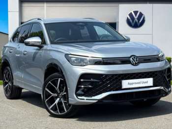 2025 - 2.0 TSI (265ps) R-Line 4Motion DSG | Heads Up Display | 5-Door