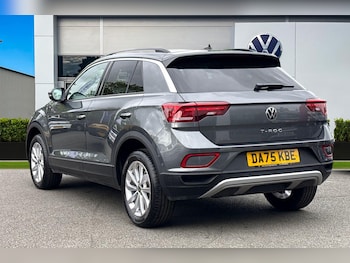 Used Volkswagen T-Roc 2025 for sale - 78484895: Photo