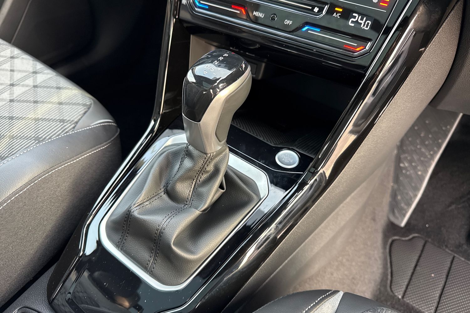 Used Volkswagen T-Roc 2025 for sale - 76985294: Photo 22