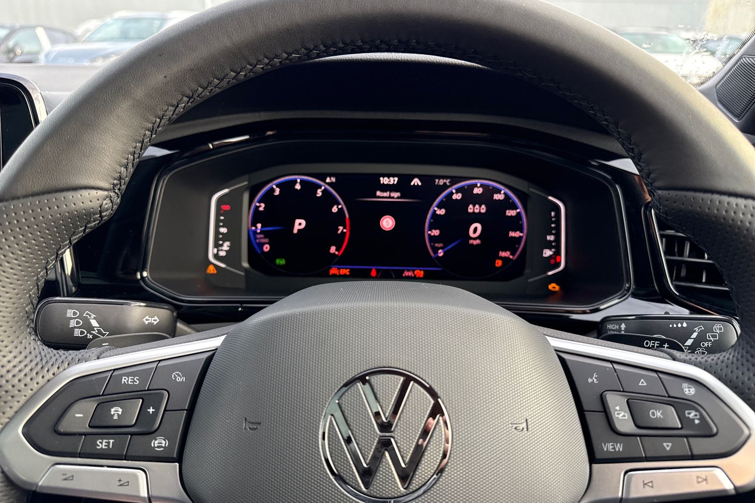 Used Volkswagen T-Roc 2025 for sale - 76985294: Photo 32