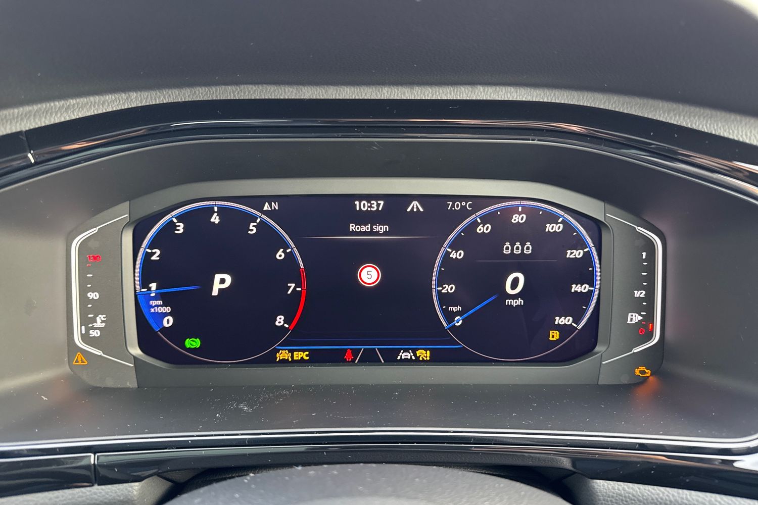 Used Volkswagen T-Roc 2025 for sale - 76985294: Photo 33